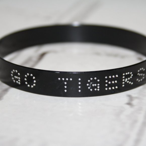 Black and silver GO TIGERS Bangle bracelet NWOT 7" - Picture 1 of 5